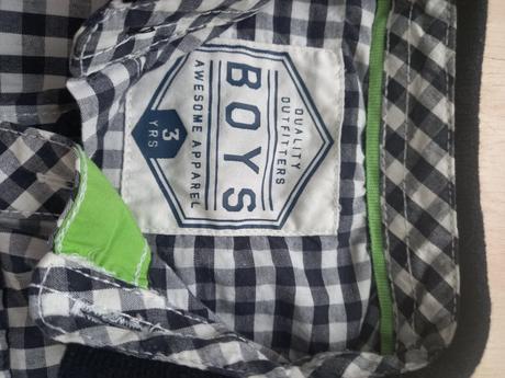 Chlapčenská košeľa, 98