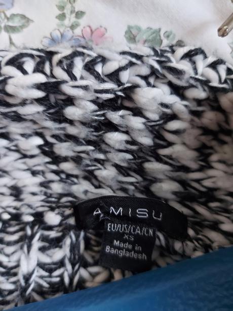 Teplý pletený štrikovaný strakatý sveter kardigan, amisu,xs