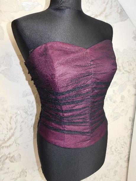Slavnostny korzetovy top, 36