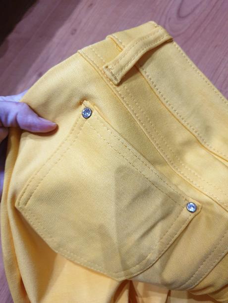 Peckove zlte nohavice velk. s, gina,s