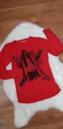 Červené tričko, 158