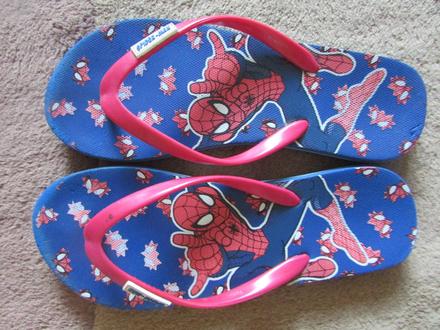 Spiderman tapky k vode, 31