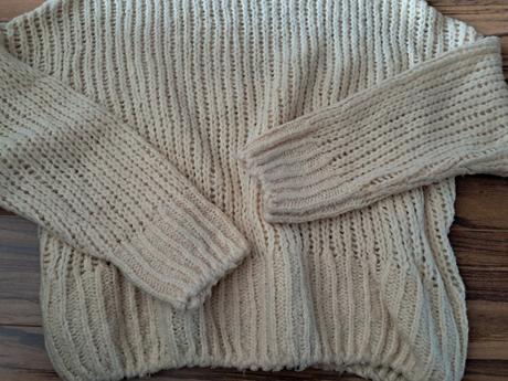 Ležérny svetrík, s