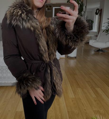 Luxusná kožušinová bunda s pravou kozusinou, s