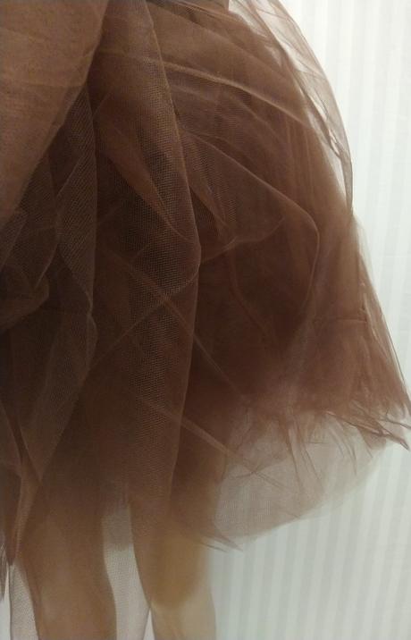 Dámska tmavo hnedá 6 vrstvová tylová sukňa, s,m,l, l / m / s