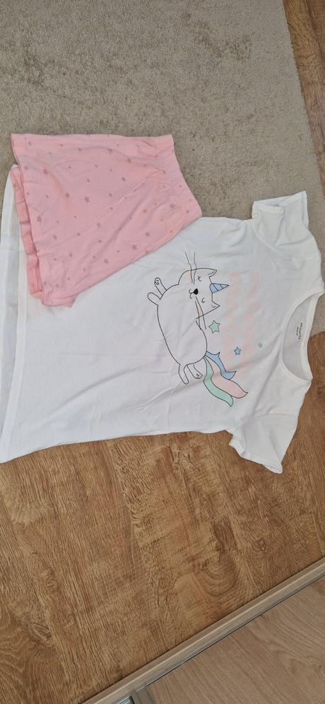 Pyzamo, reserved,164