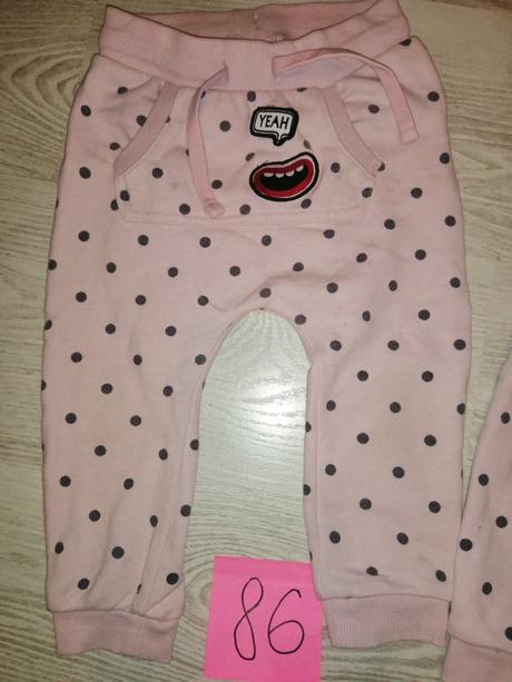 Tepláky veľ. 86 a 98 zn. zombie - detail, 86