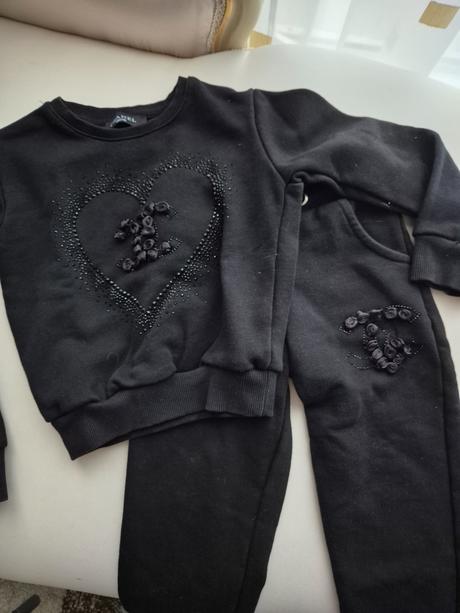 Dievčenská suprava 110/116, 110