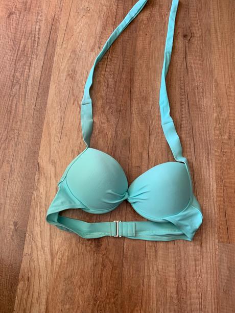 Dievcenske plavky push-up, 158