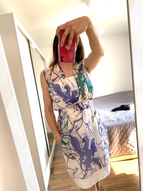 Pekné hodvábne šaty, 