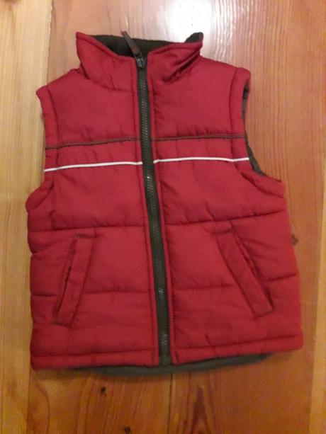 Vinovocervena vesta, tu,86