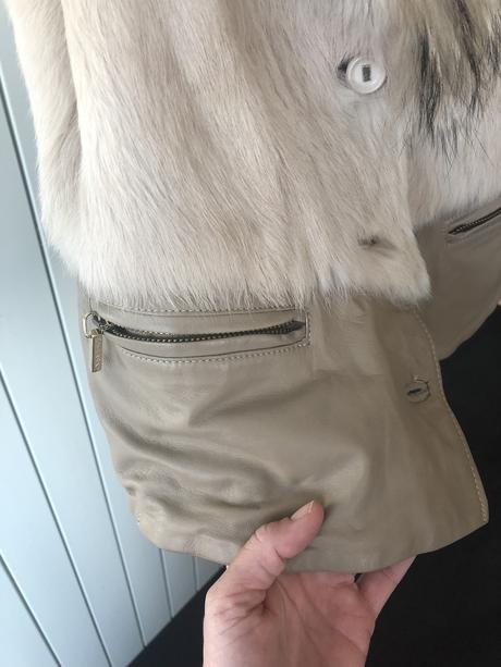 Kožušinova vesta, m