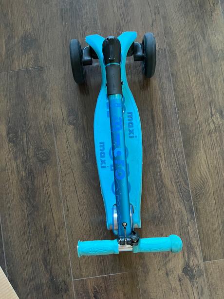 Micro maxi deluxe kolobezka, micro