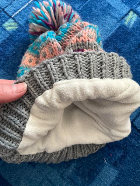 Čiapky 3x, 2x srdiečková, ovečka shaun, funny, 74