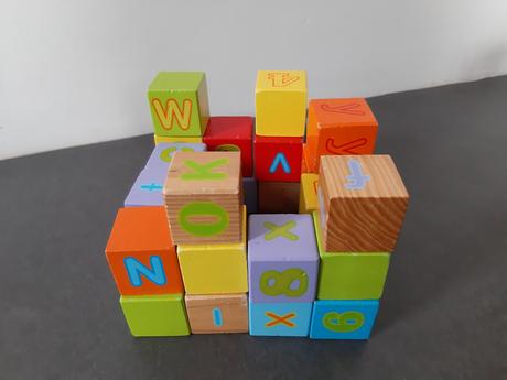 Drevene kocky - pismenka/ cisla, 
