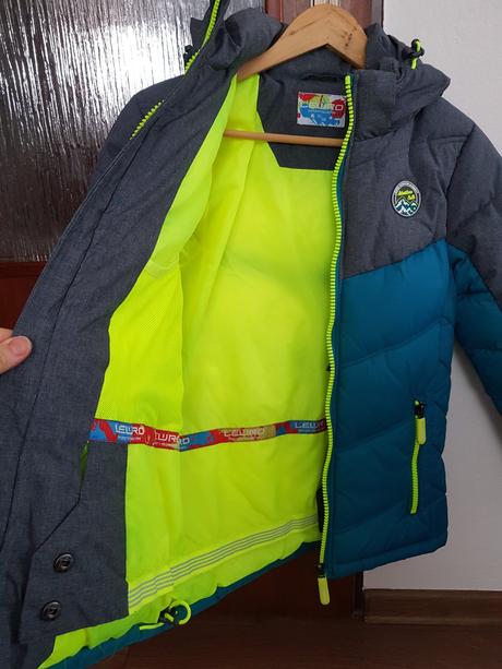 Predám zimnú bundu zn. lewro, lewro,152