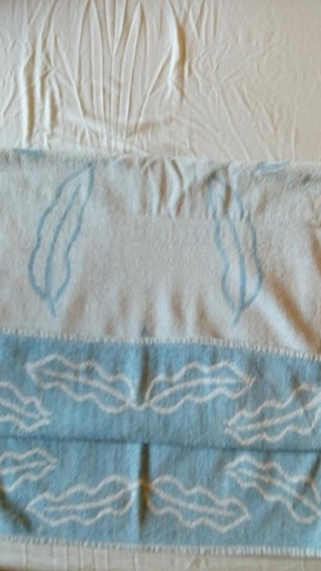 Dvojfarebna osuska,prelozena, 