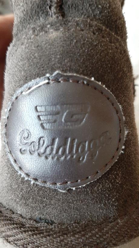 Huculky golddigga, 31