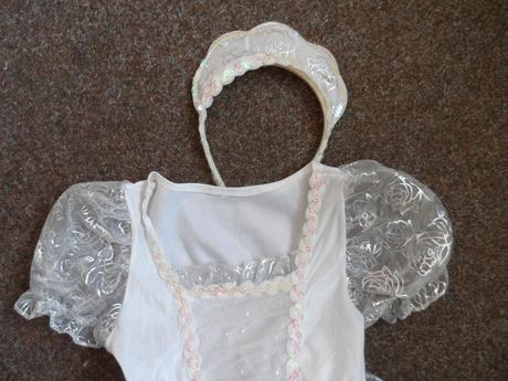 Bielo-strieborná princezná šaty, čelenka, 