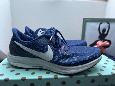 Nime bezeceke tenisky, nike,38