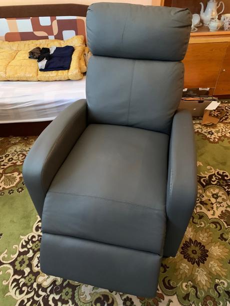 Relaxačné polohovacie kreslo, 