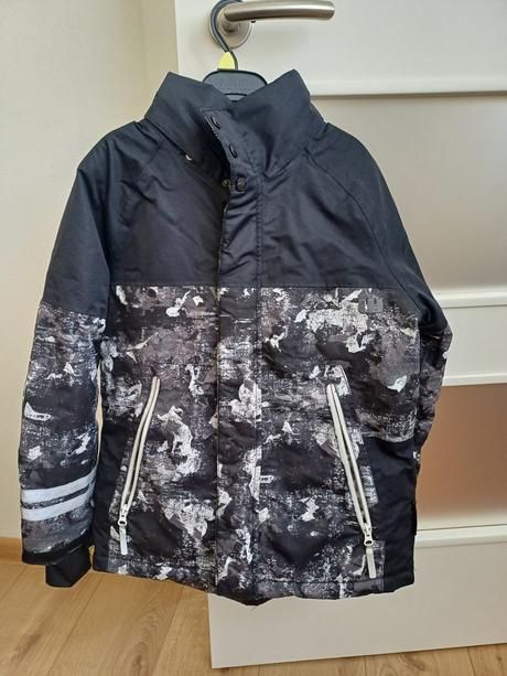 Zimná vetrovka, 152