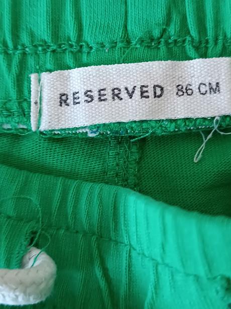 Kraťasy, reserved,86