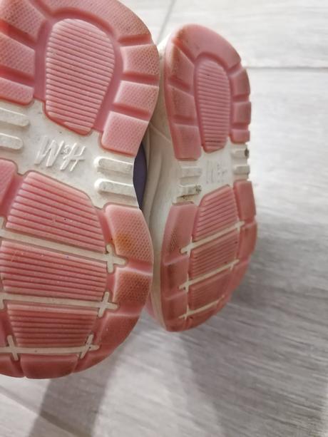 Tenisky minnie, h&m,18