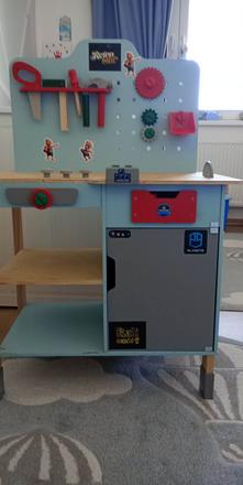 Detský pracovný stolík, 