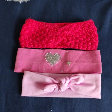 Klobúk a čelenky, 104