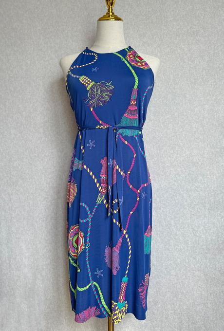 Escada elastické šaty, xs