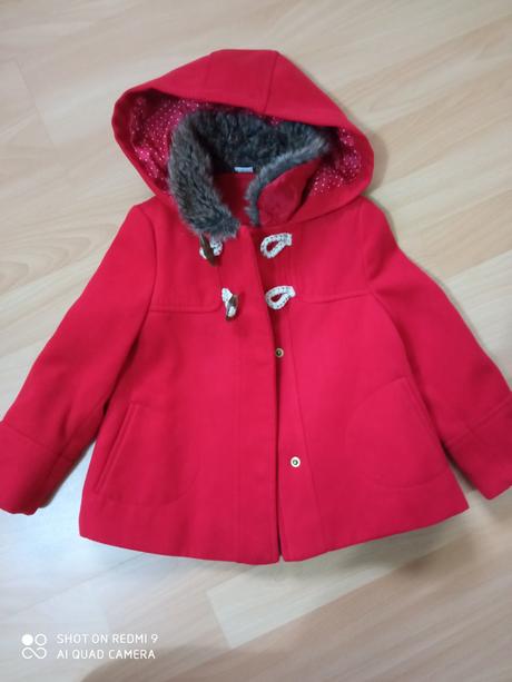 Červený kabátik, tu,86