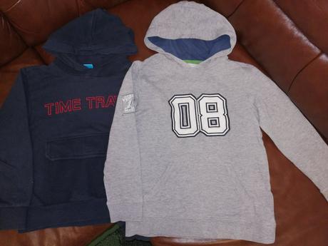 Predám pekné mikine /2ks /, cherokee,122