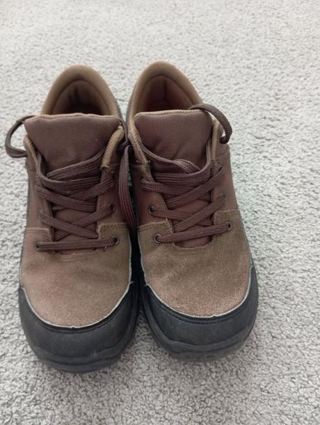 Turistická obuv, 39