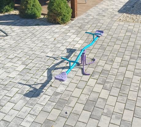 Detská kyvadlová hojdačka, 