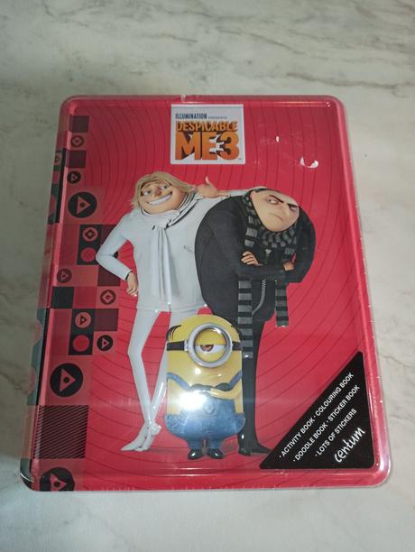 Despicable me 3 activity tin n, 