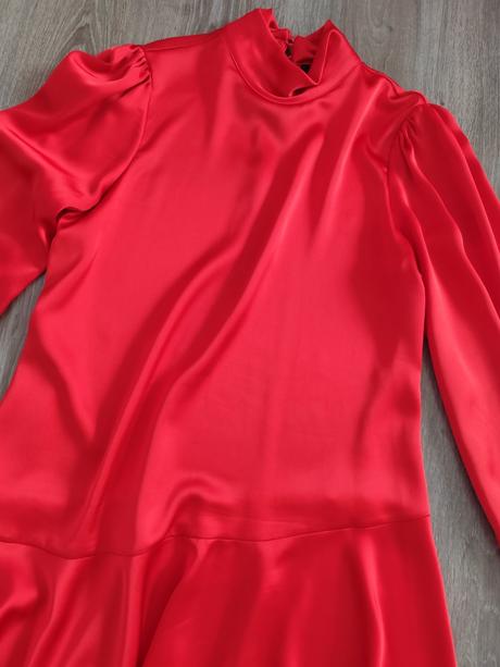 Šaty saténové, river island,38