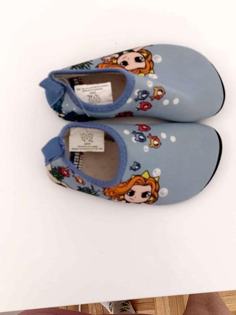 Topánky do vody, 25