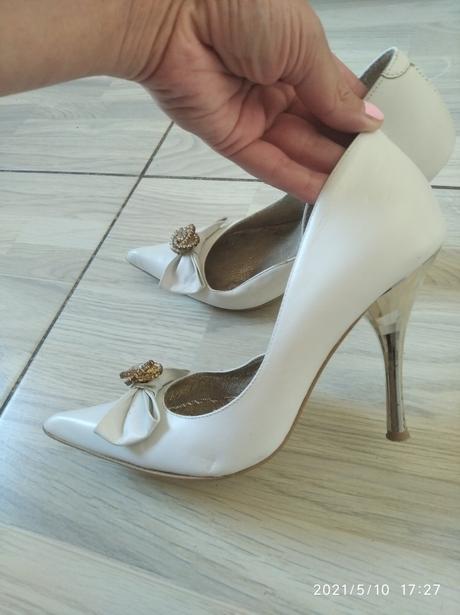 Biele lodičky s mašľou, 36