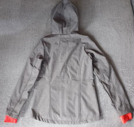 Predám dievčenskú softshellovú bundu zn. girls uni, 164