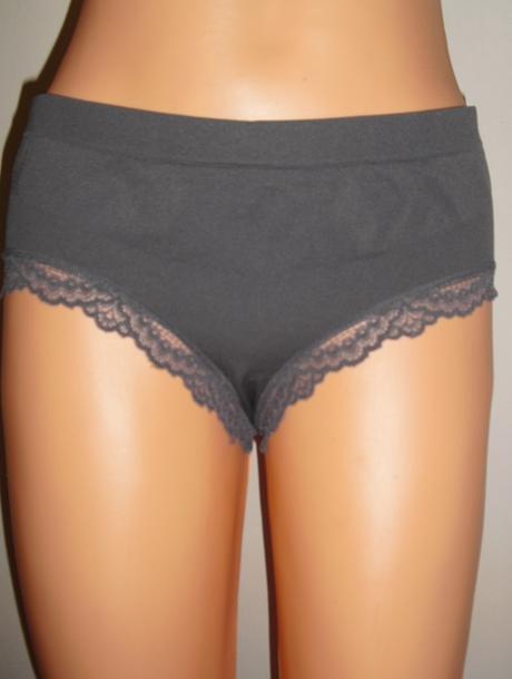 Gina mama nohavicky, gina,l