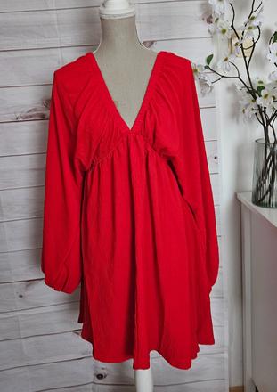 Krásne červené šaty, 