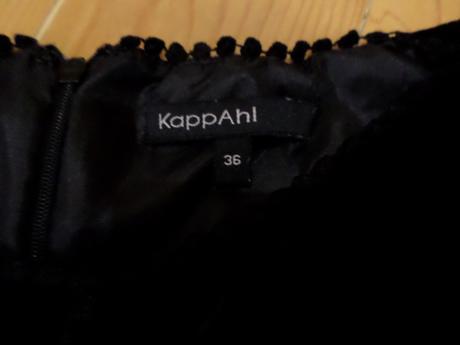 Zamatové šatočky, 36