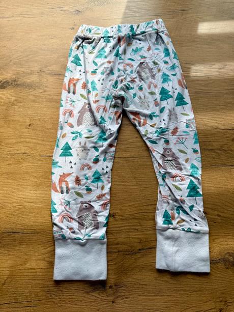 Rastúce bambusové pyžamko pyžamkovo, 98