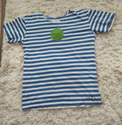 Pískacie tričko, 158