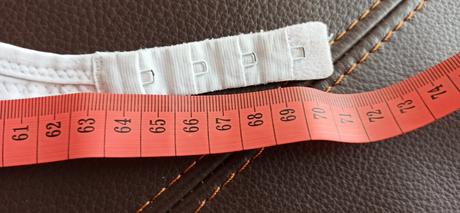 Posledné 3 kusy - biele podprsenky super stav, l