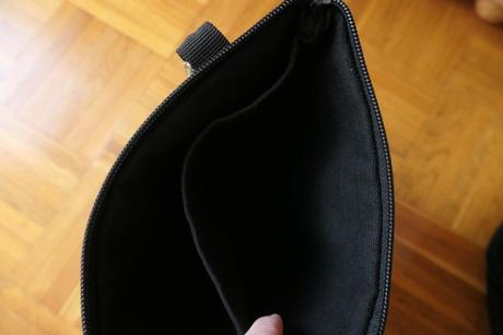 Kvalitna znackova, jedinecna, krasna crossbody,