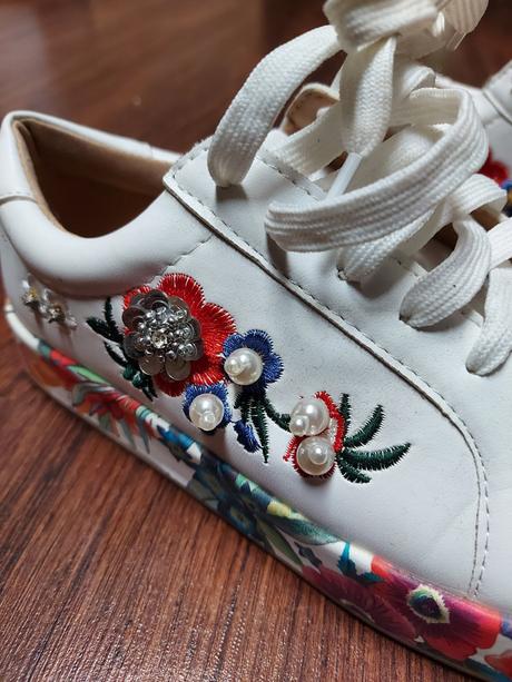 Kvetove tenisky c.36, 36