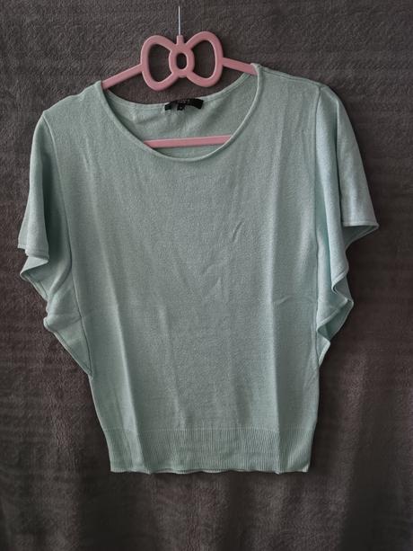 Balíček oblečenia, s