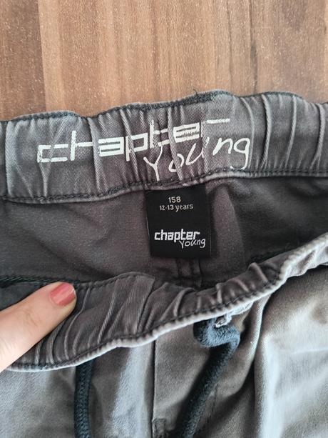 Dvoje krásne nohavice pre fesaka, zara,158